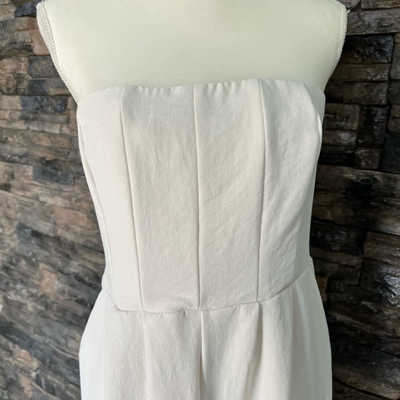 A New Day Ivory Apparel - Picture 4 of 15